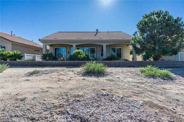 19442 Royal Oaks Road, Apple Valley, CA 92308
