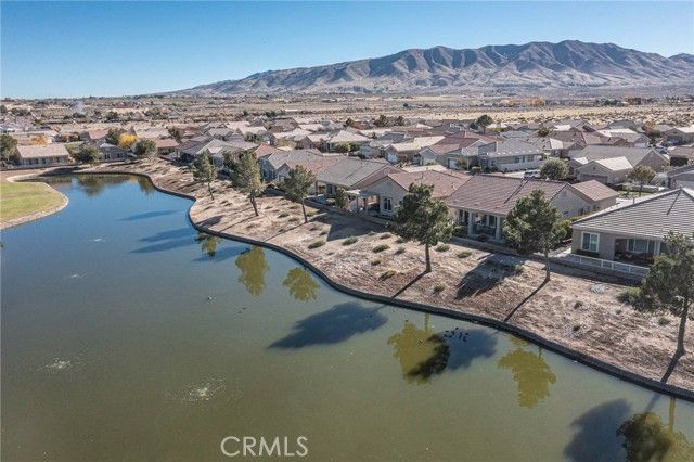 19442 Royal Oaks Road, Apple Valley, CA 92308