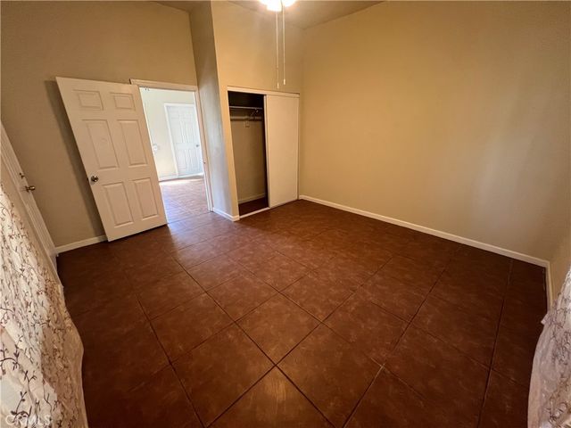 279 E G Street, Colton, CA 92324