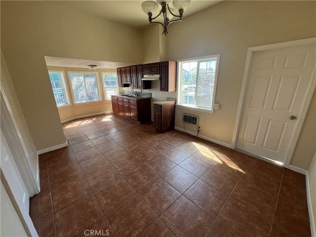 279 E G Street, Colton, CA 92324