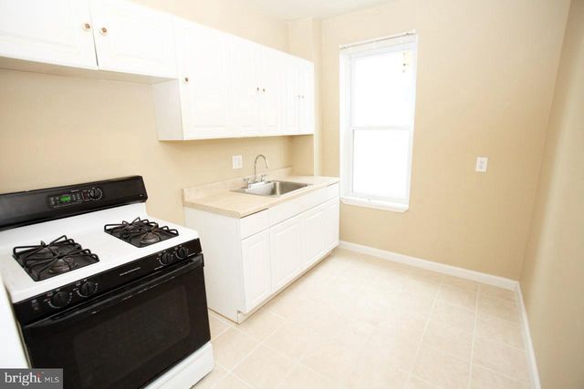 535 OAKLAND AVE, Baltimore, MD 21212