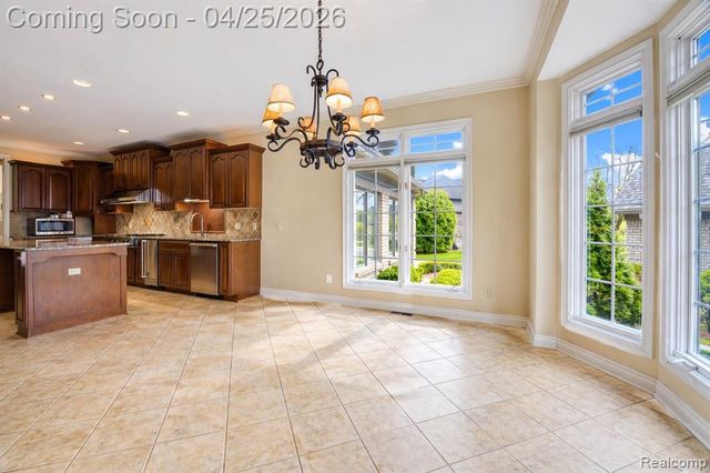 6608 Enclave Drive, Clarkston, MI 48348