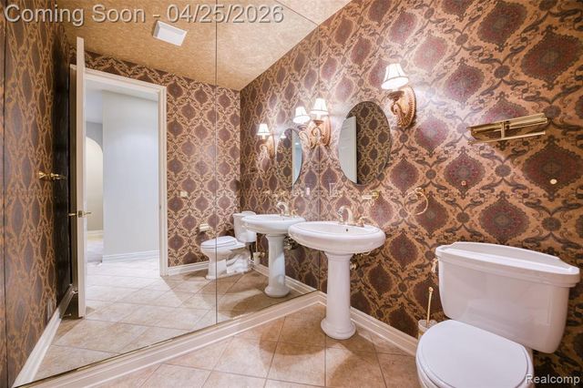 6608 Enclave Drive, Clarkston, MI 48348