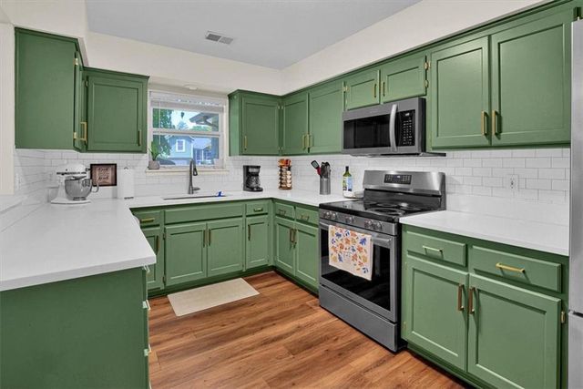11835 Virginia Street, Kansas City, MO 64131