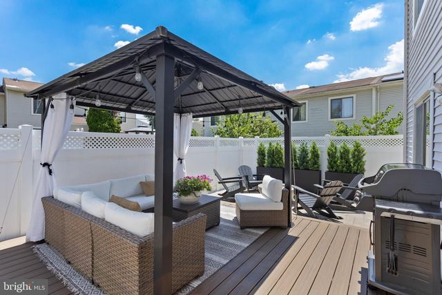 189 CYPRESS CT, Marlton, NJ 08053