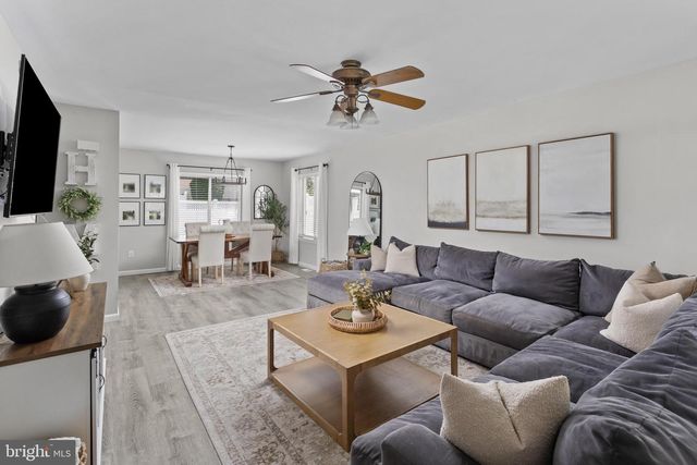 189 CYPRESS CT, Marlton, NJ 08053