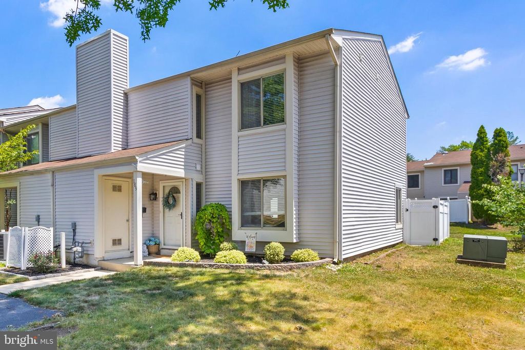 189 CYPRESS CT, Marlton, NJ 08053