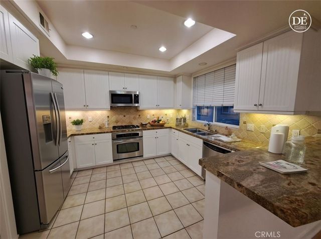 6300 Honolulu Avenue 101, La Crescenta, CA 91214