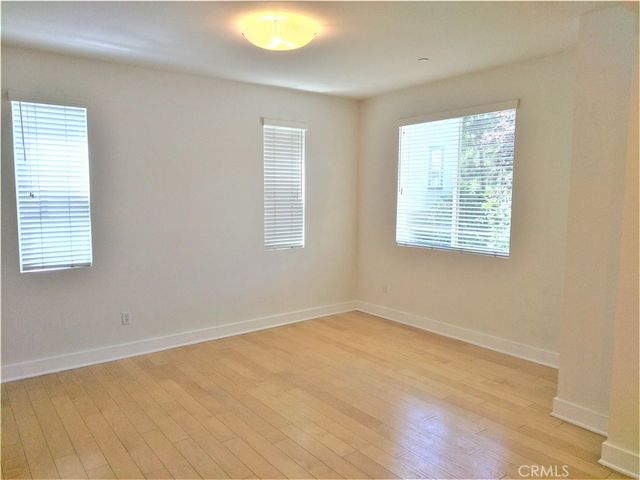 6300 Honolulu Avenue 101, La Crescenta, CA 91214