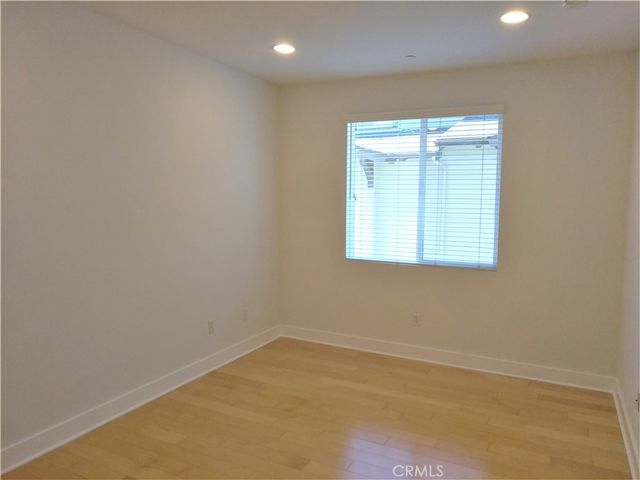 6300 Honolulu Avenue 101, La Crescenta, CA 91214