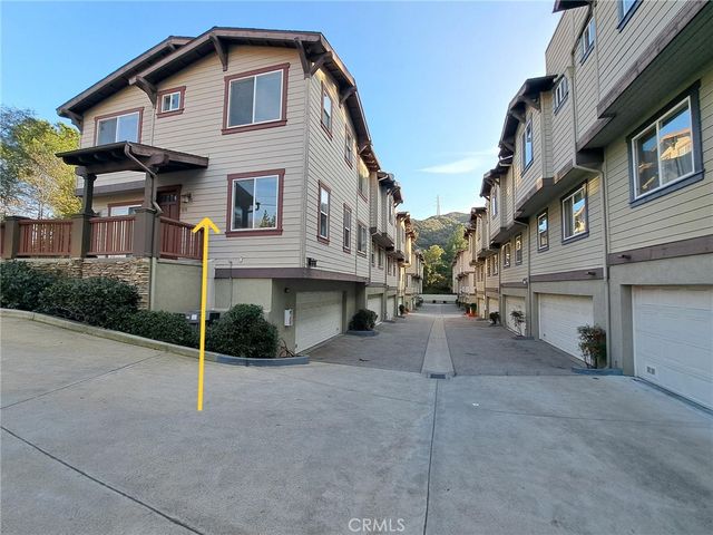 6300 Honolulu Avenue 101, La Crescenta, CA 91214