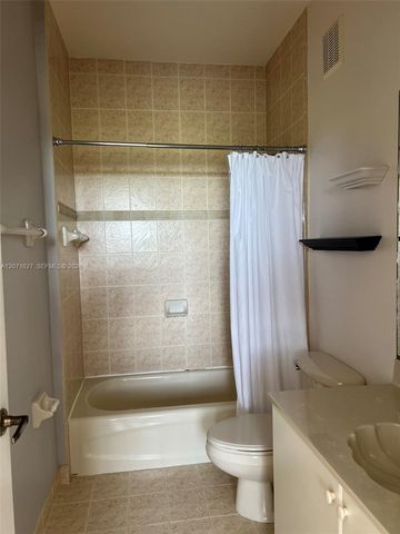17630 NW 73rd Avenue 203-4, Hialeah, FL 33015