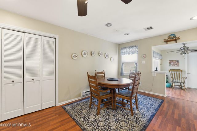110 Henley Court C, Freehold, NJ 07728