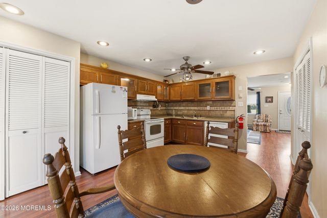 110 Henley Court C, Freehold, NJ 07728