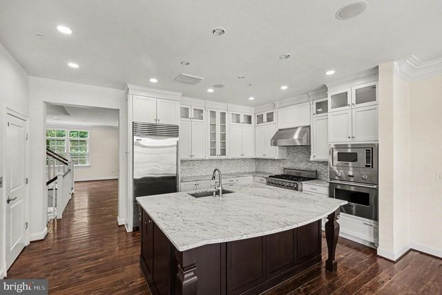 10879 SYMPHONY PARK DR, North Bethesda, MD 20852