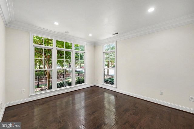 10879 SYMPHONY PARK DR, North Bethesda, MD 20852