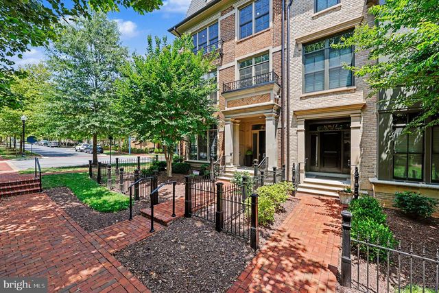 10879 SYMPHONY PARK DR, North Bethesda, MD 20852
