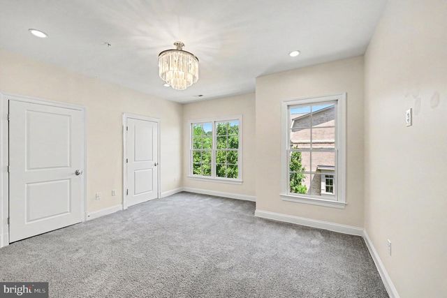 10879 SYMPHONY PARK DR, North Bethesda, MD 20852