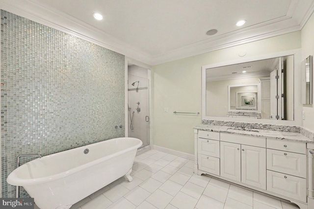10879 SYMPHONY PARK DR, North Bethesda, MD 20852