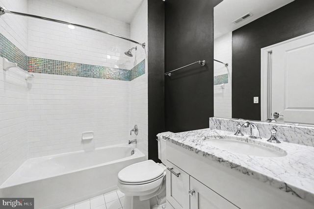 10879 SYMPHONY PARK DR, North Bethesda, MD 20852