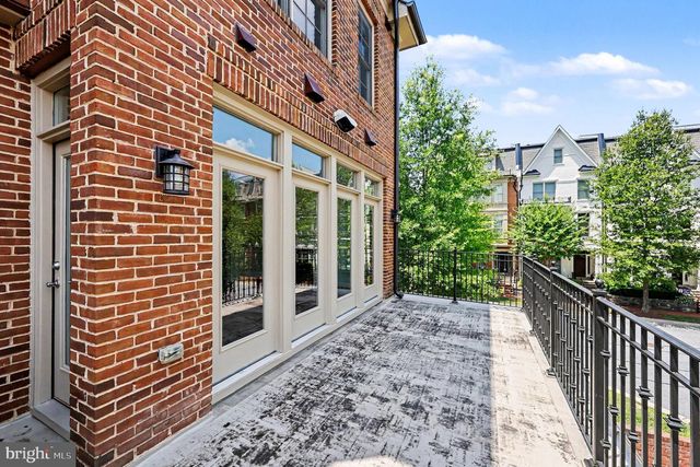 10879 SYMPHONY PARK DR, North Bethesda, MD 20852