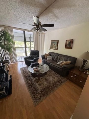 2812 N 46th Ave G370, Hollywood, FL 33021