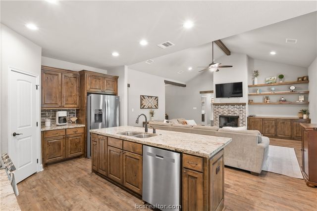 3070 West Embers Court, Bryan, TX 77808