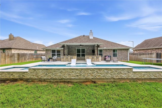 3070 West Embers Court, Bryan, TX 77808