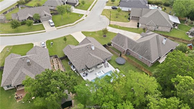 3070 West Embers Court, Bryan, TX 77808