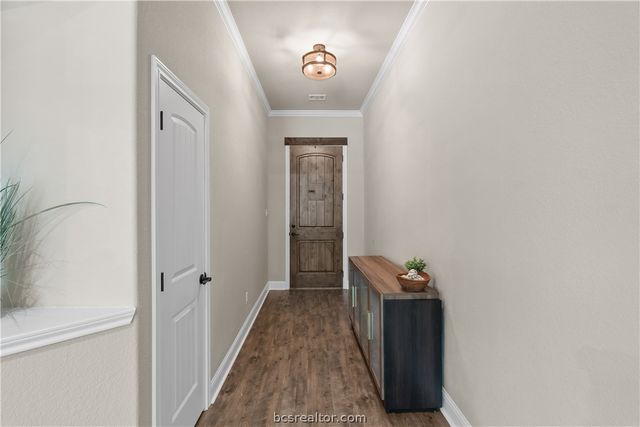3070 West Embers Court, Bryan, TX 77808