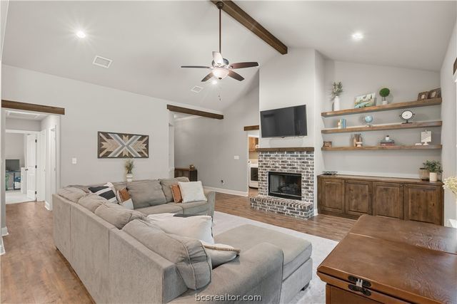 3070 West Embers Court, Bryan, TX 77808