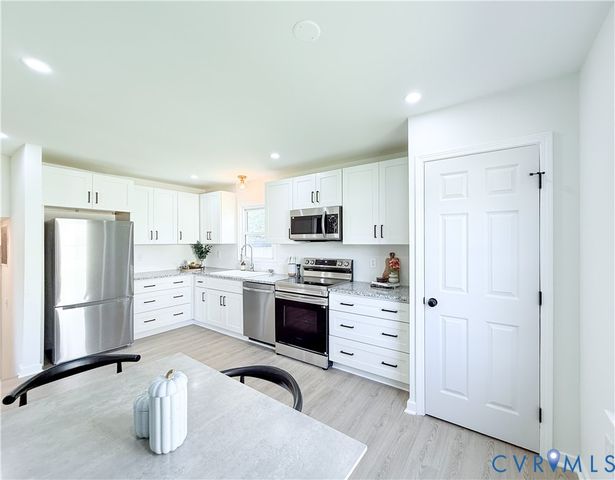 5605 Dendron Dr, Henrico, VA 23223