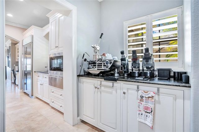 515 W 2ND AVENUE, Windermere, FL 34786