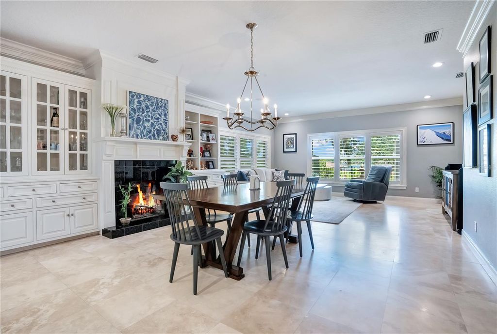 Image 16 of property listing at 515 W 2ND AVENUE, Windermere, FL 34786