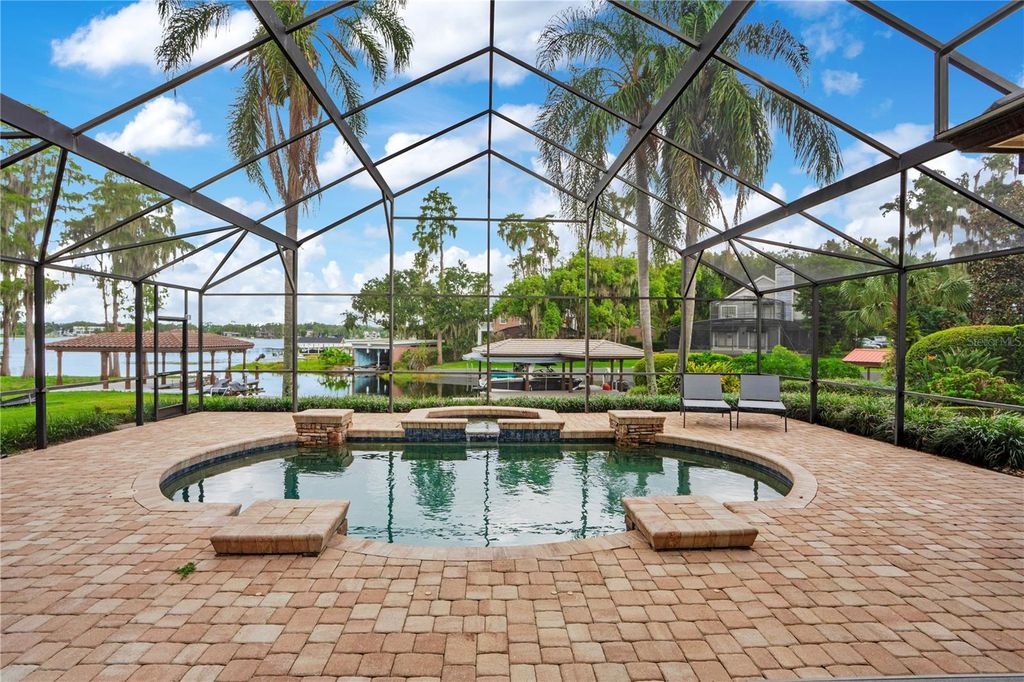 Image 39 of property listing at 515 W 2ND AVENUE, Windermere, FL 34786