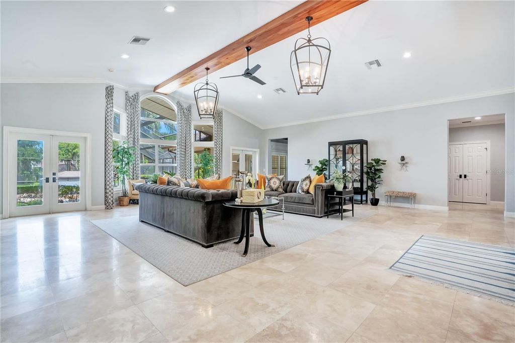 Image 5 of property listing at 515 W 2ND AVENUE, Windermere, FL 34786