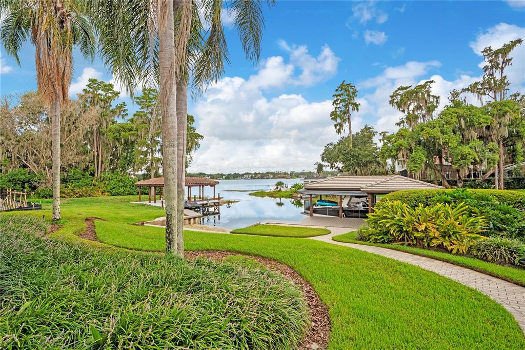 Image 46 of property listing at 515 W 2ND AVENUE, Windermere, FL 34786