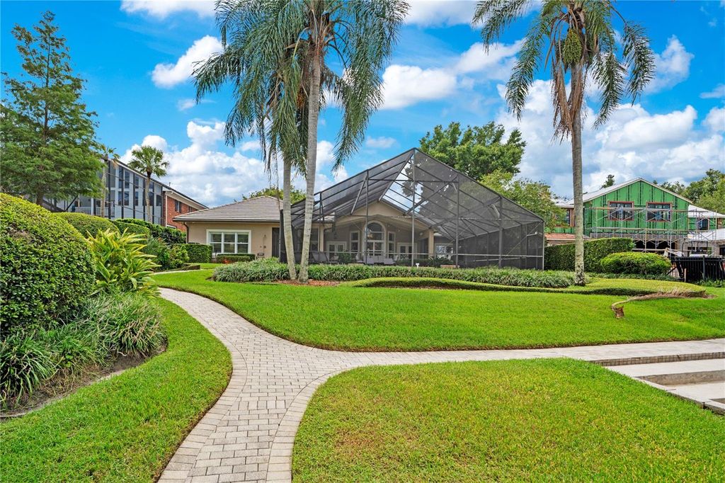 Image 53 of property listing at 515 W 2ND AVENUE, Windermere, FL 34786
