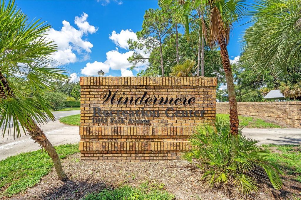 Image 64 of property listing at 515 W 2ND AVENUE, Windermere, FL 34786
