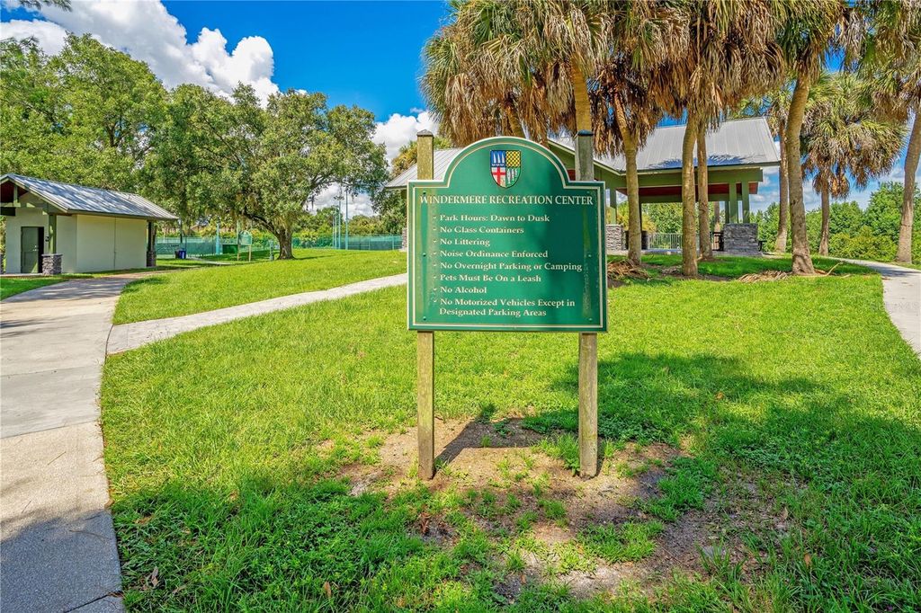 Image 67 of property listing at 515 W 2ND AVENUE, Windermere, FL 34786