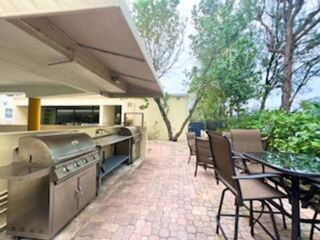 3540 S Ocean Boulevard 910, South Palm Beach, FL 33480