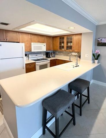 3540 S Ocean Boulevard 910, South Palm Beach, FL 33480