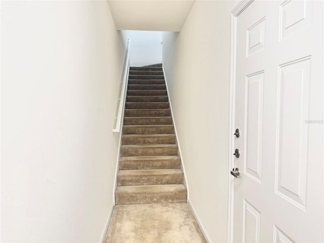 8801 VILLA VIEW CIRCLE 202, Orlando, FL 32821