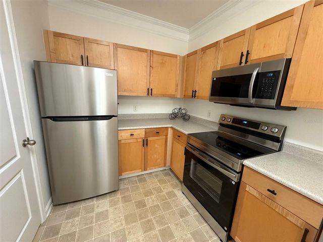 8801 VILLA VIEW CIRCLE 202, Orlando, FL 32821