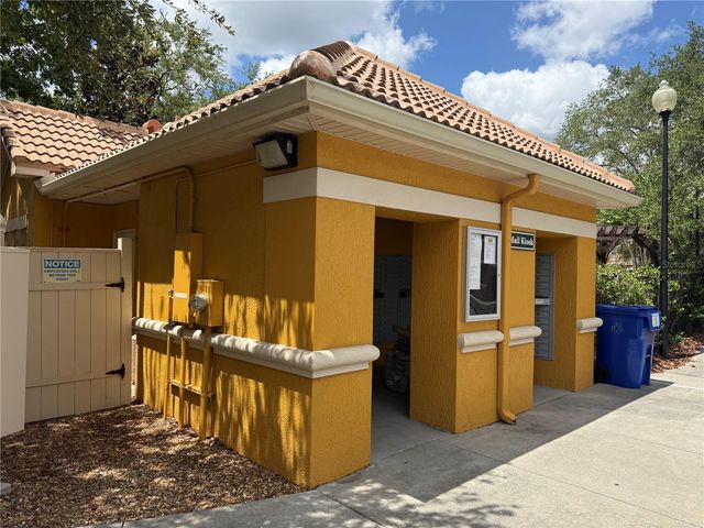 8801 VILLA VIEW CIRCLE 202, Orlando, FL 32821