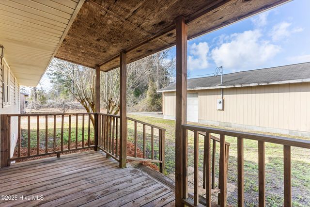 5253 Pleasant Plains Church Road, Whiteville, NC 28472