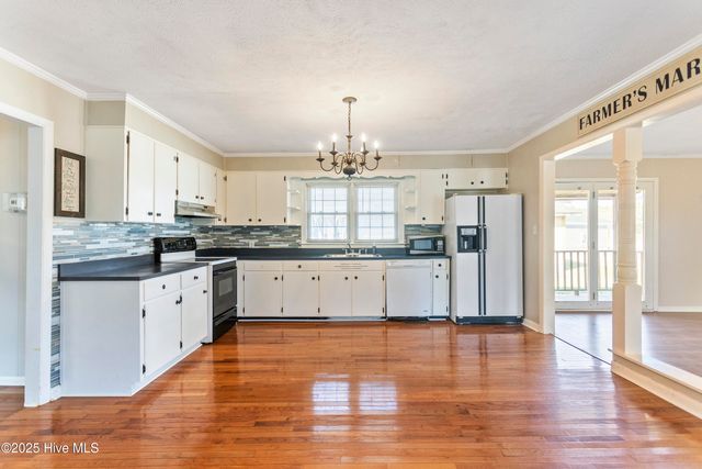 5253 Pleasant Plains Church Road, Whiteville, NC 28472