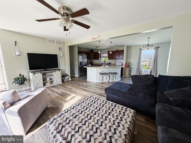 25 S GOVAN AVE, Frederica, DE 19946