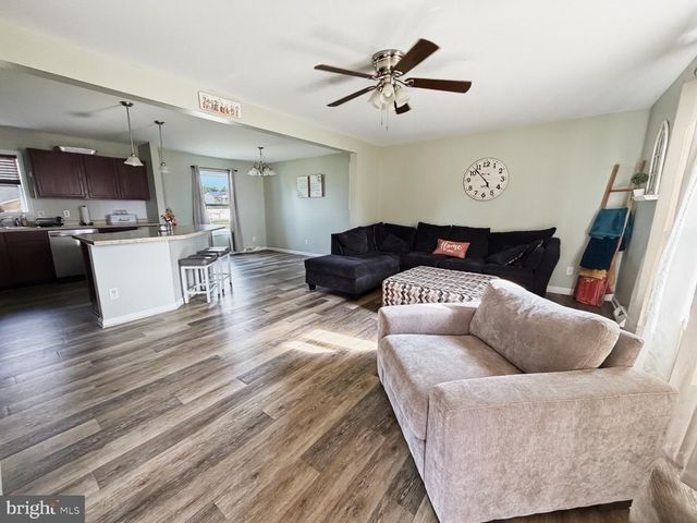 25 S GOVAN AVE, Frederica, DE 19946