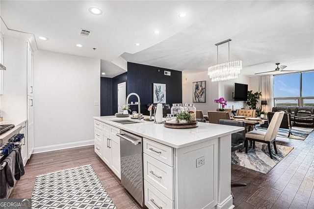 270 17th Street NW 4104, Atlanta, GA 30363